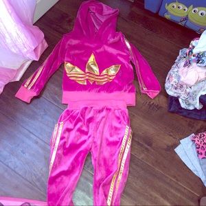Adidas jogging outfit
